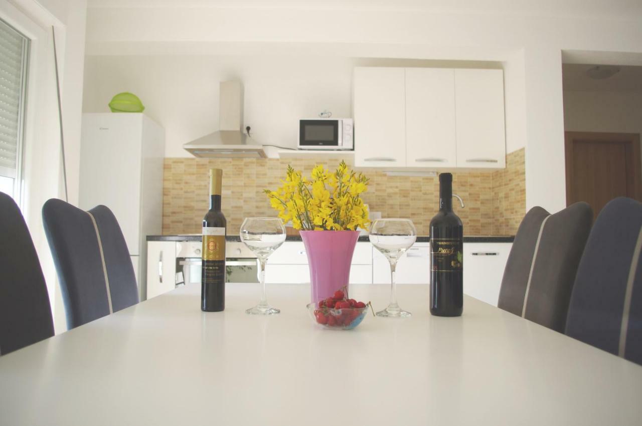 Apartment Lumago คาชเตลา ภายนอก รูปภาพ